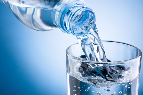 ایک گلاس پانی ذیابطیس کا خطرہ کم کرتا ہے
